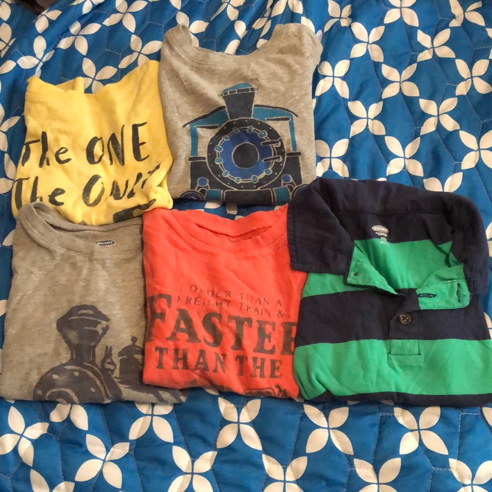 5 size 3T Old Navy shirts!